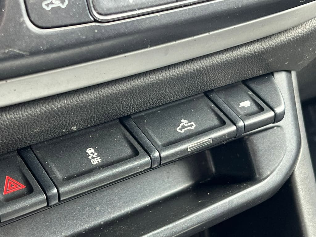 Used 2019 Chevrolet Colorado LT w/ LT Convenience Package AWD/4WD image 24