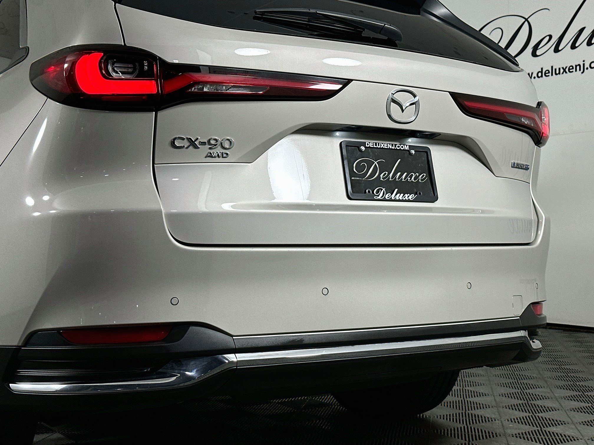 Used 2024 MAZDA CX-90 Plug-In Hybrid w/ Premium Pkg AWD/4WD image 26