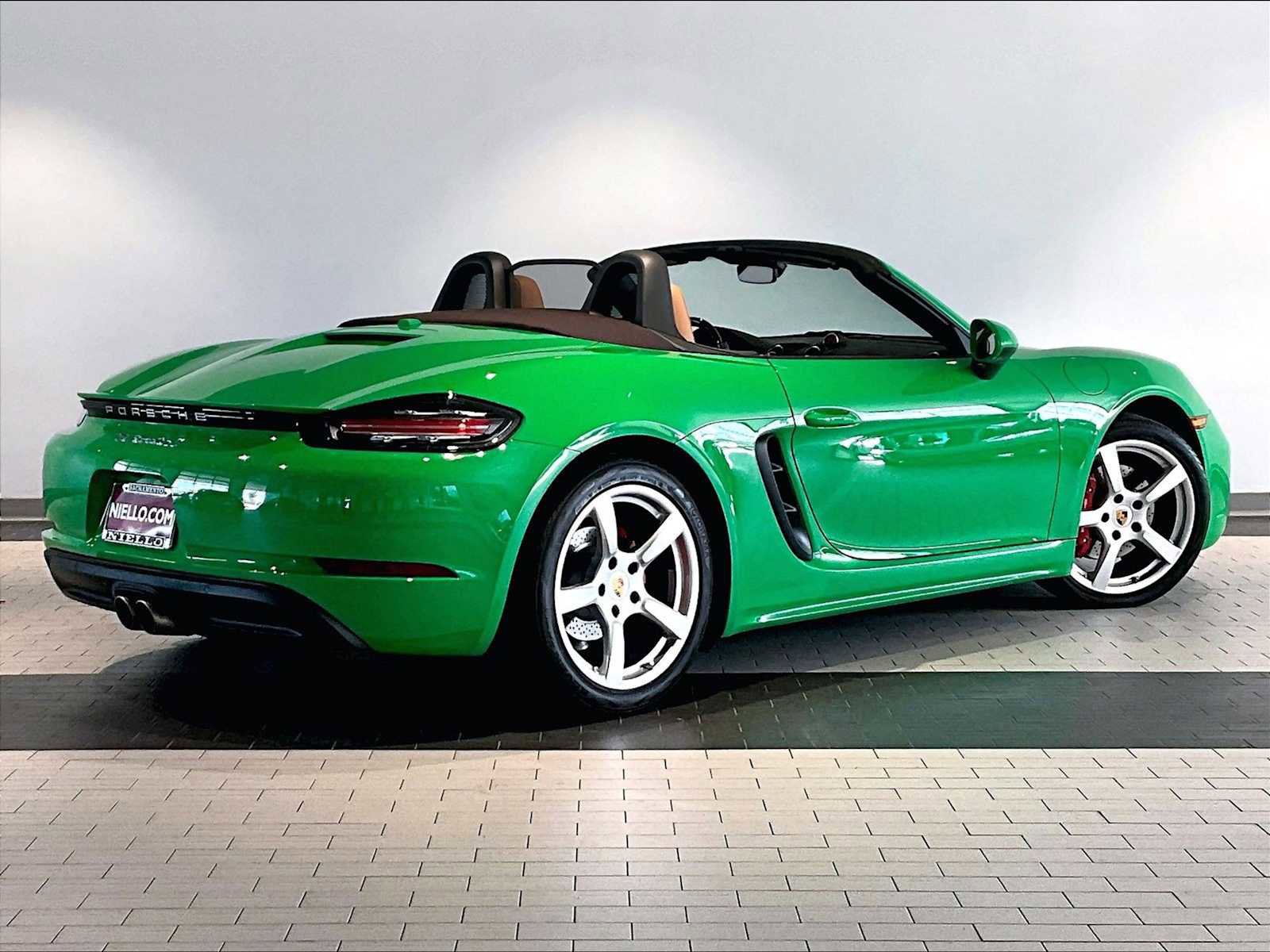 Used 2023 Porsche 718 Boxster S w/ Sport Chrono Package image 10