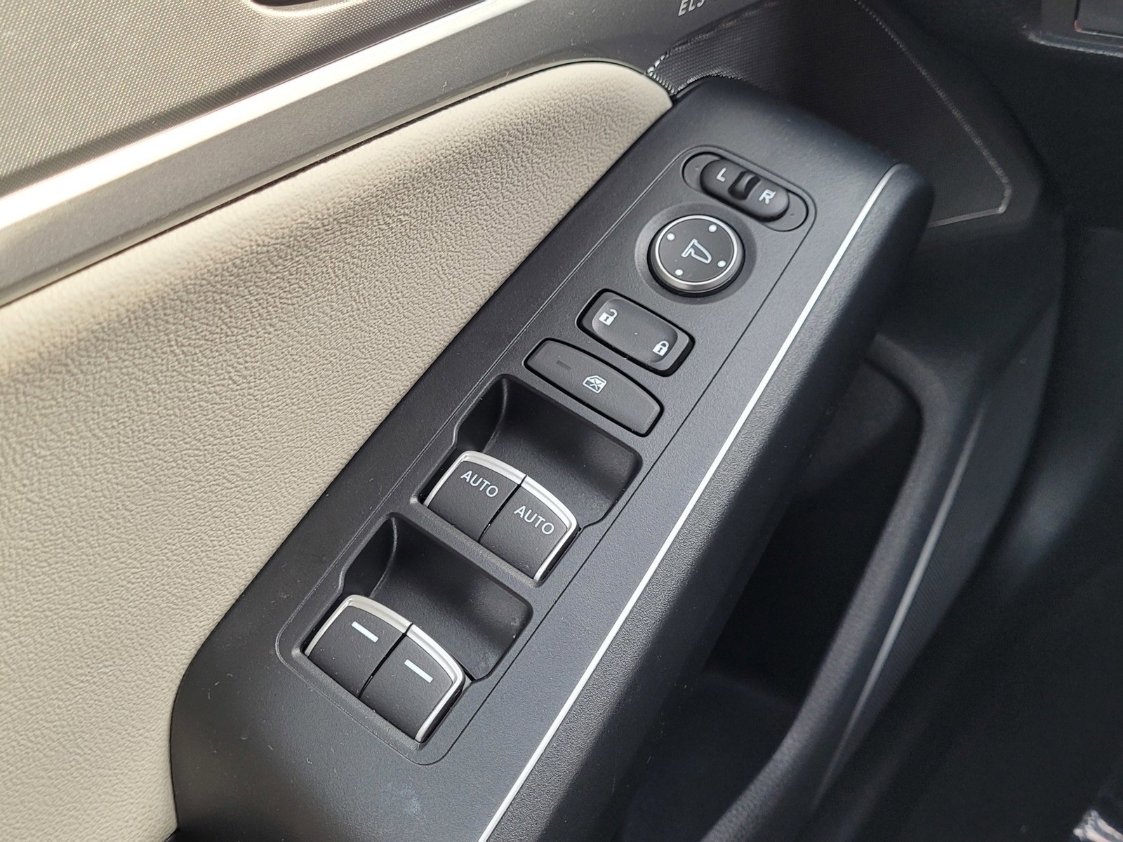 Used 2023 Acura Integra A-Spec image 17