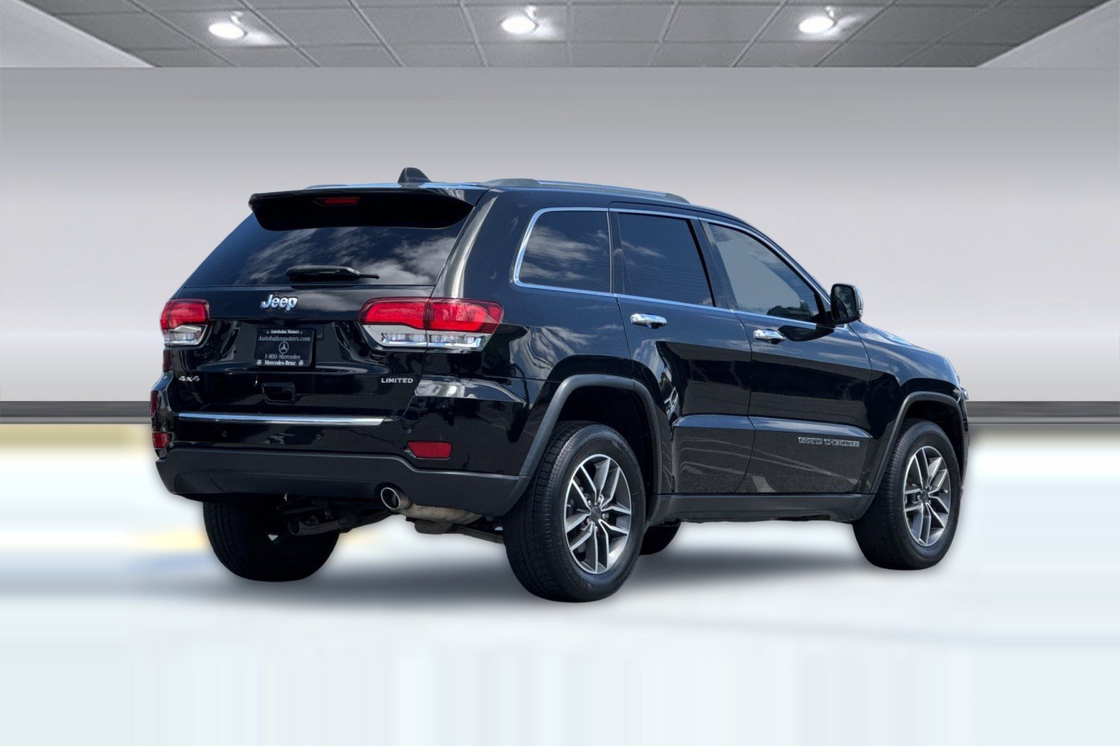 Used 2021 Jeep Grand Cherokee Limited AWD/4WD image 8