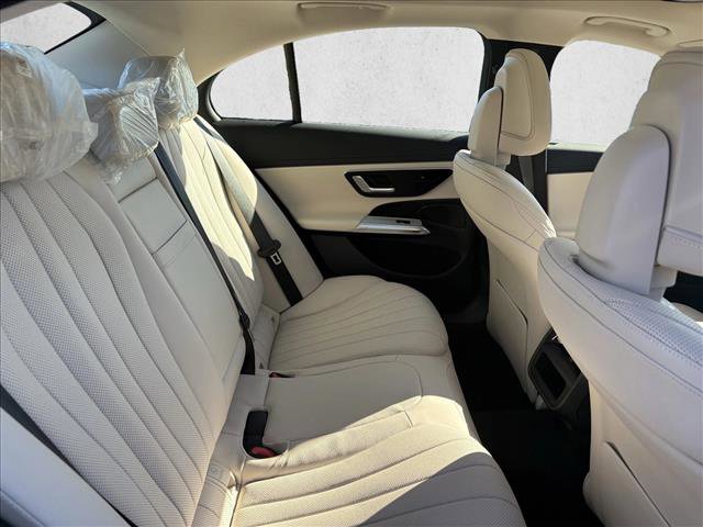 New 2026 Mercedes-Benz E 350 4MATIC Sedan image 21