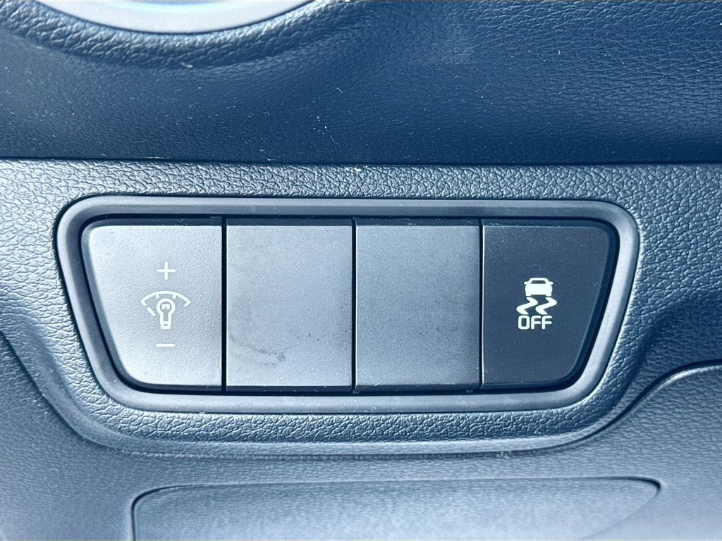Certified 2024 Kia Forte LXS FWD image 13