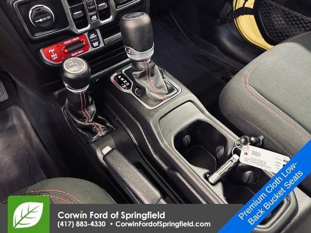 Used 2022 Jeep Wrangler Unlimited Rubicon w/ Cold Weather Group image 25