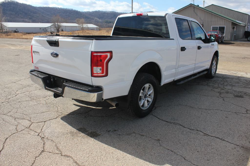 Used 2017 Ford F150 XLT w/ Trailer Tow Package image 6