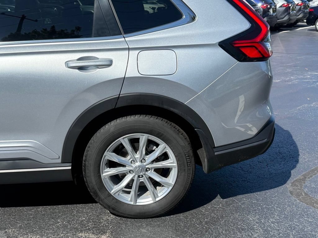 Used 2025 Honda CR-V EX-L image 4