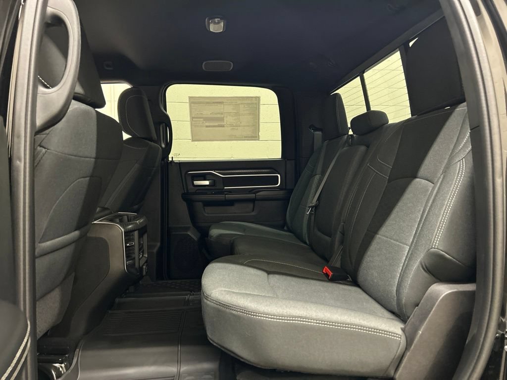 Used 2025 RAM 3500 Big Horn AWD/4WD image 8