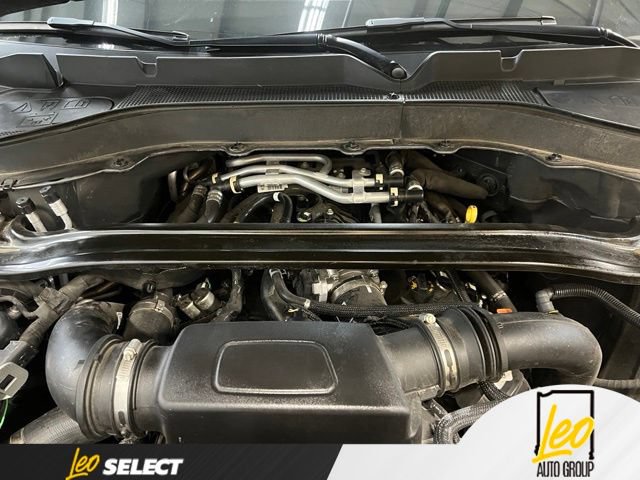Used 2025 Ford Explorer ST AWD/4WD image 11