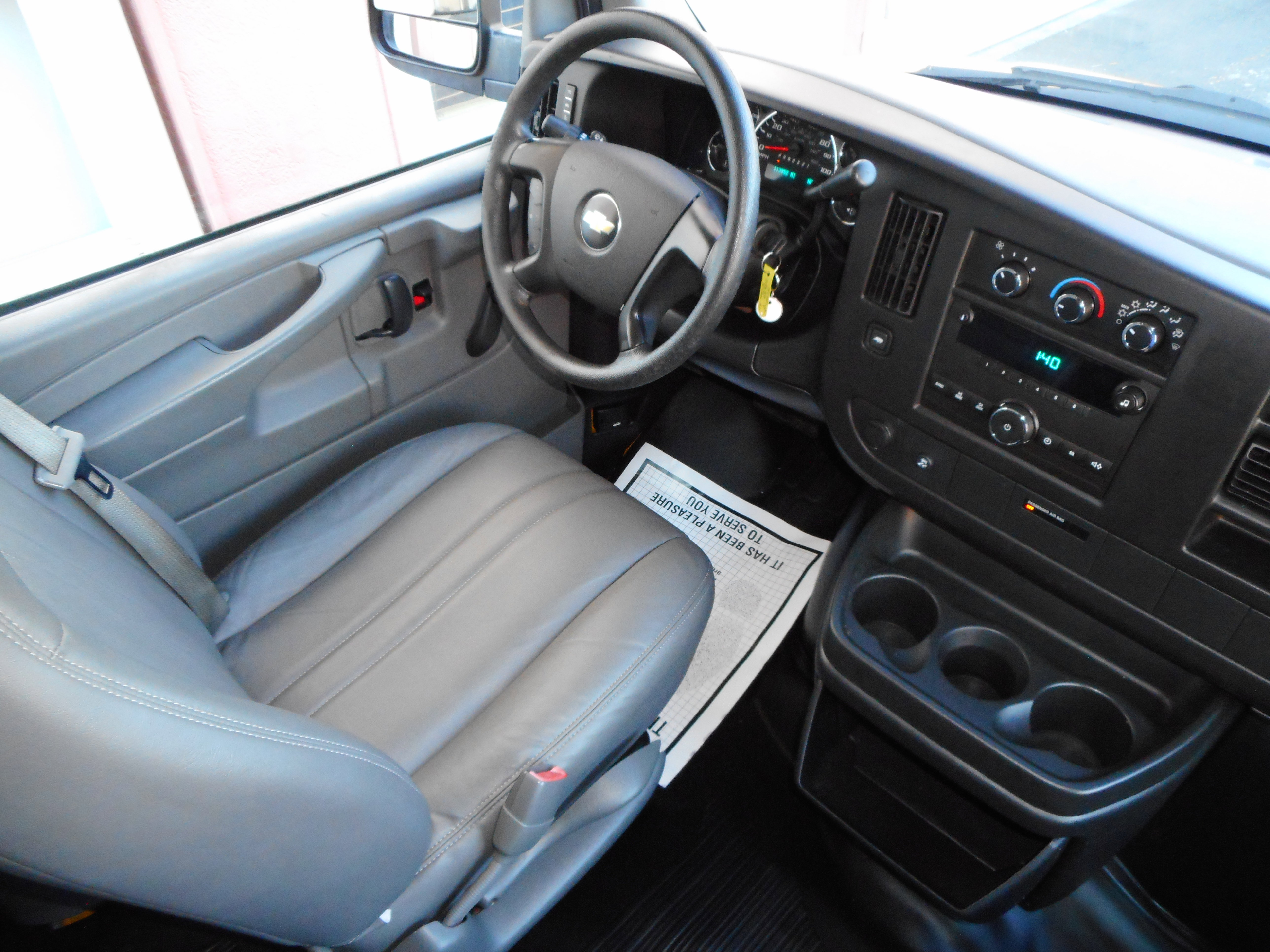 Used 2010 Chevrolet Express 1500 LS image 26