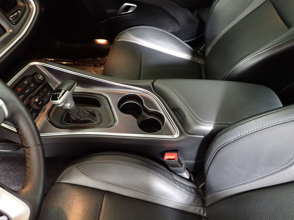 Used 2017 Dodge Challenger R/T Plus RWD image 32