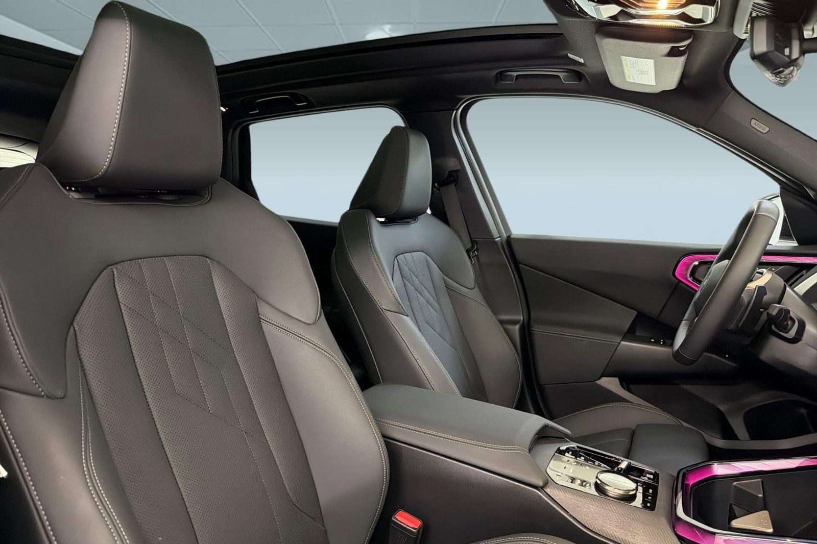 Certified 2025 BMW X3 xDrive30i w/ Convenience Package AWD/4WD image 30