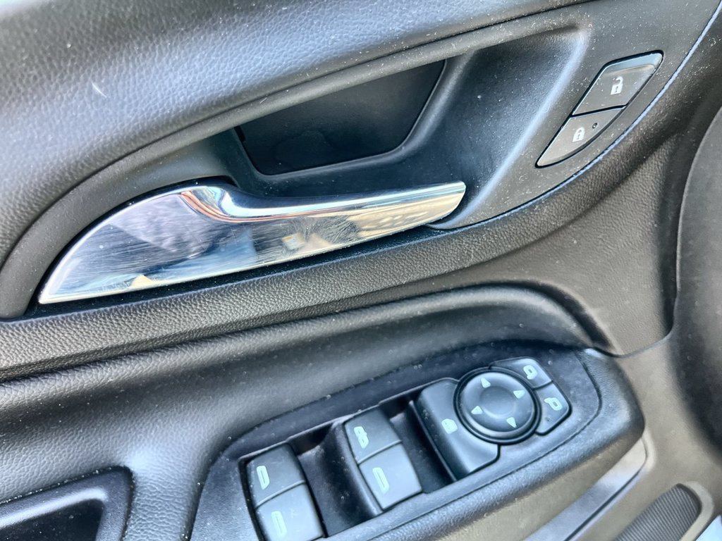 Used 2022 Chevrolet Equinox LT AWD/4WD image 22