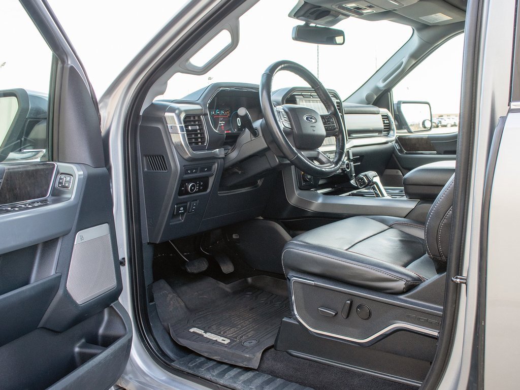 Used 2023 Ford F150 Lariat image 31