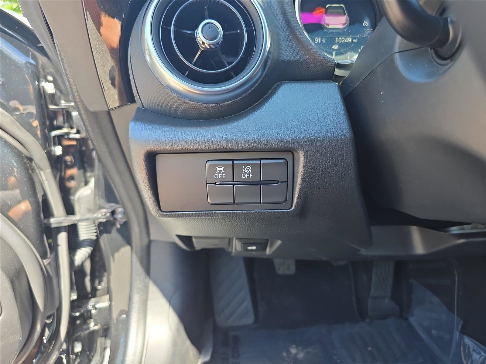 Used 2019 MAZDA MX-5 Miata Grand Touring w/ GT-S Package RWD image 26