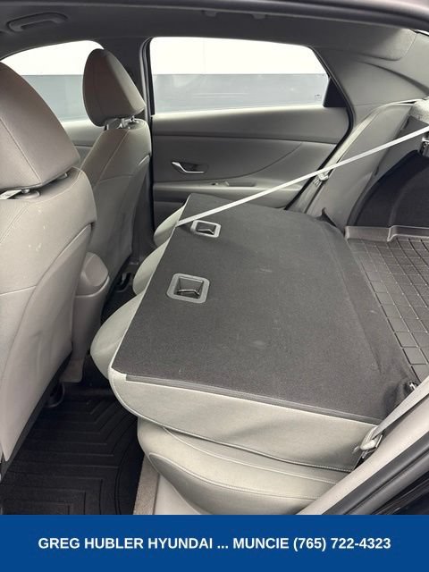 Used 2023 Hyundai Elantra SEL FWD image 59