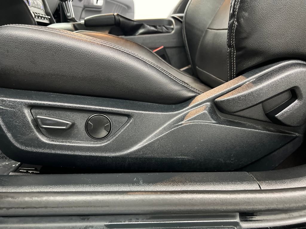 Used 2023 Ford Mustang Premium image 10