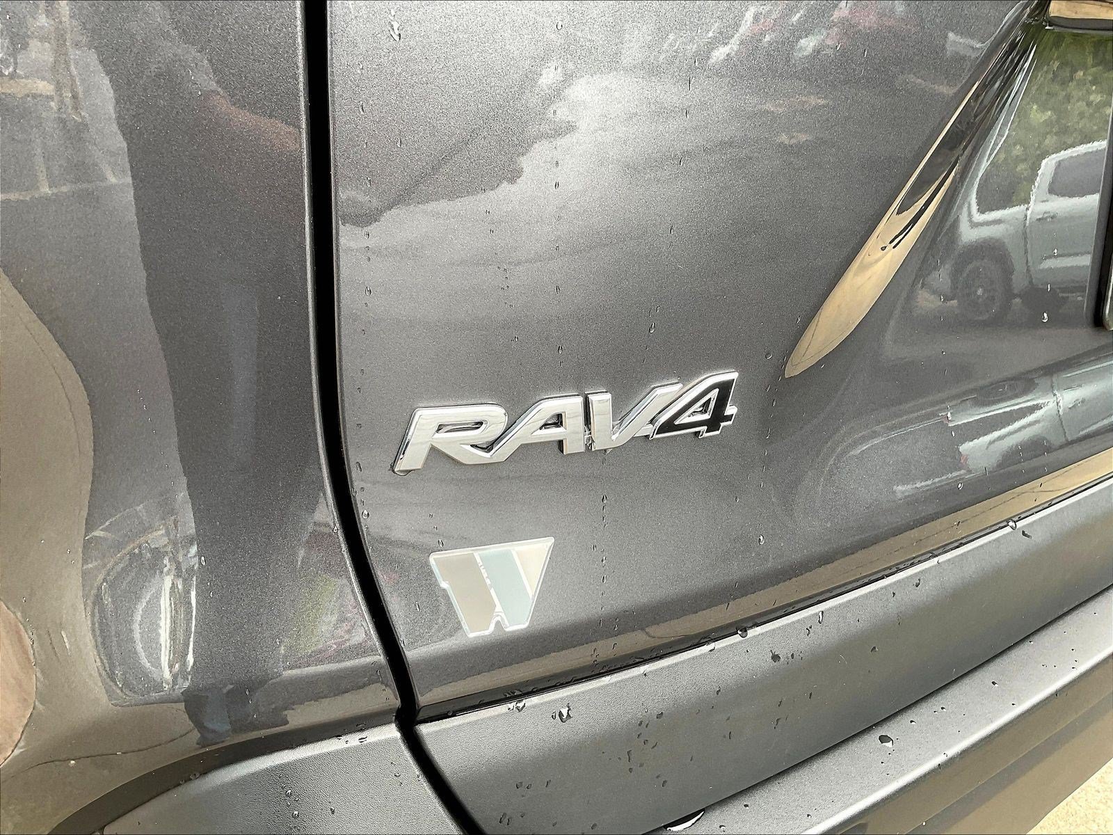 Used 2023 Toyota RAV4 LE AWD/4WD image 24