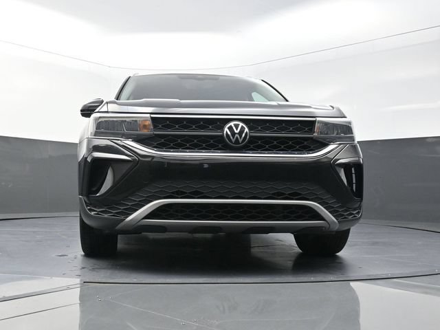 Used 2024 Volkswagen Taos SE FWD image 31