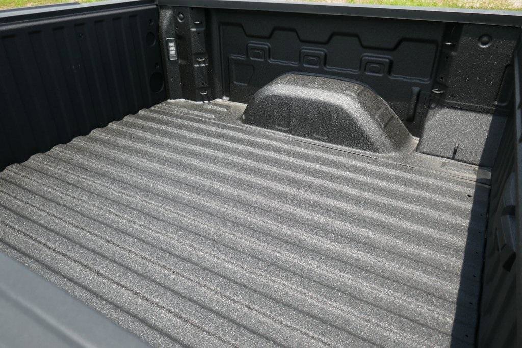 New 2025 Chevrolet Silverado 1500 High Country image 5