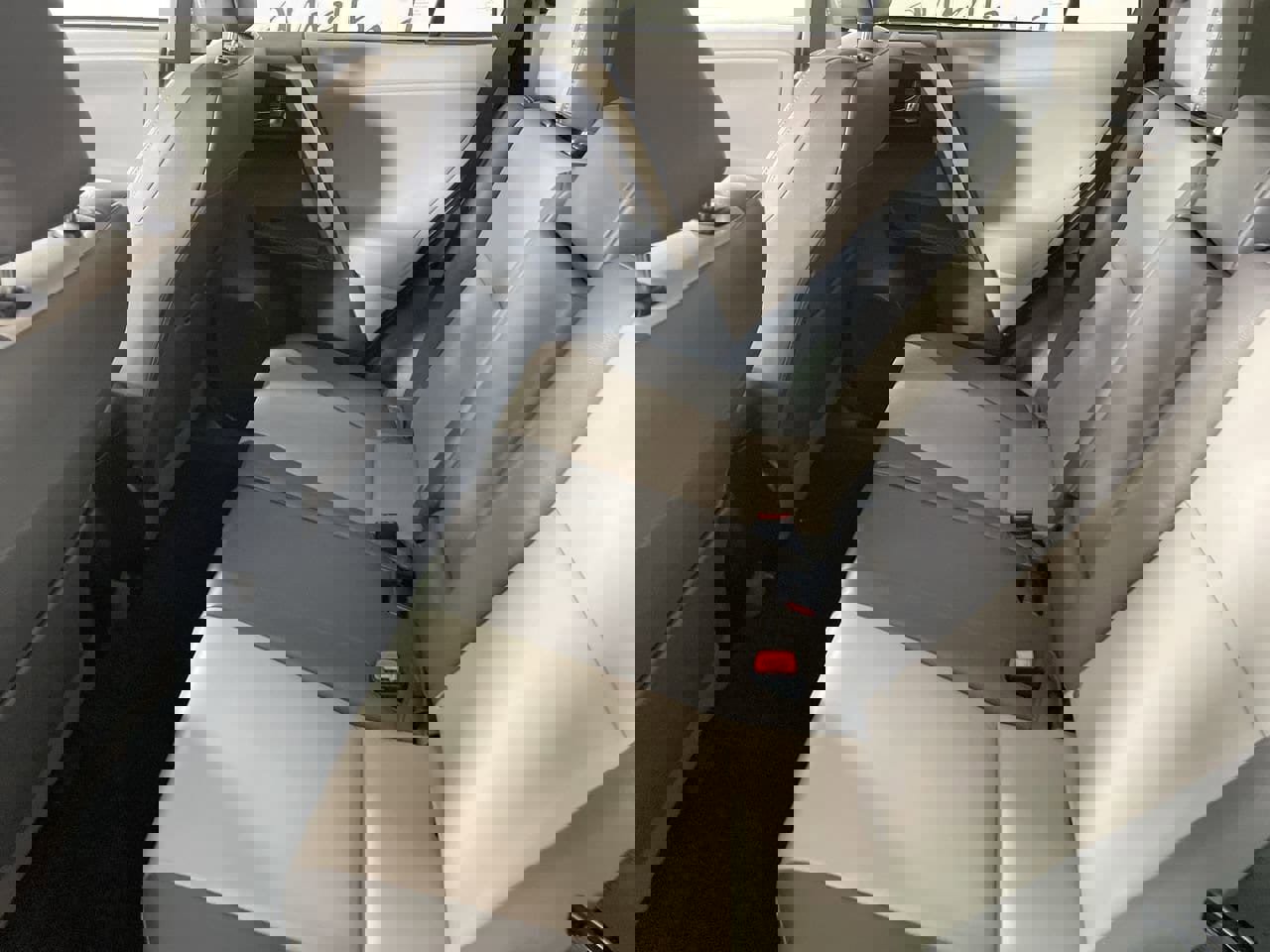 Used 2013 Toyota RAV4 Limited image 23