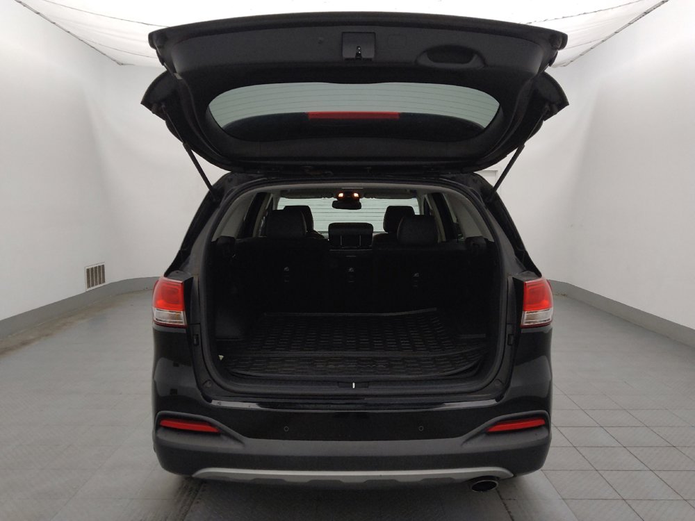 Used 2016 Kia Sorento EX FWD image 29