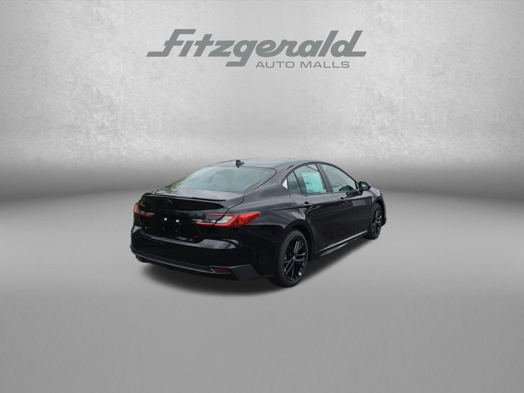 Used 2026 Toyota Camry SE FWD image 7