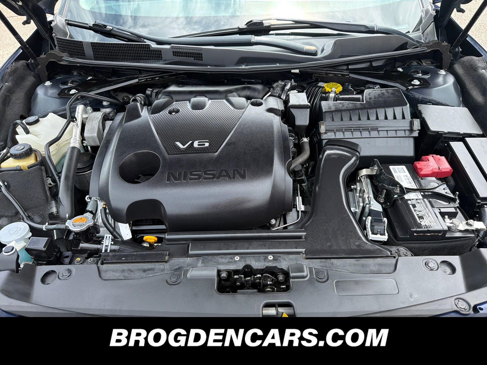 Used 2022 Nissan Maxima SV w/ Floor Mat Group FWD image 10