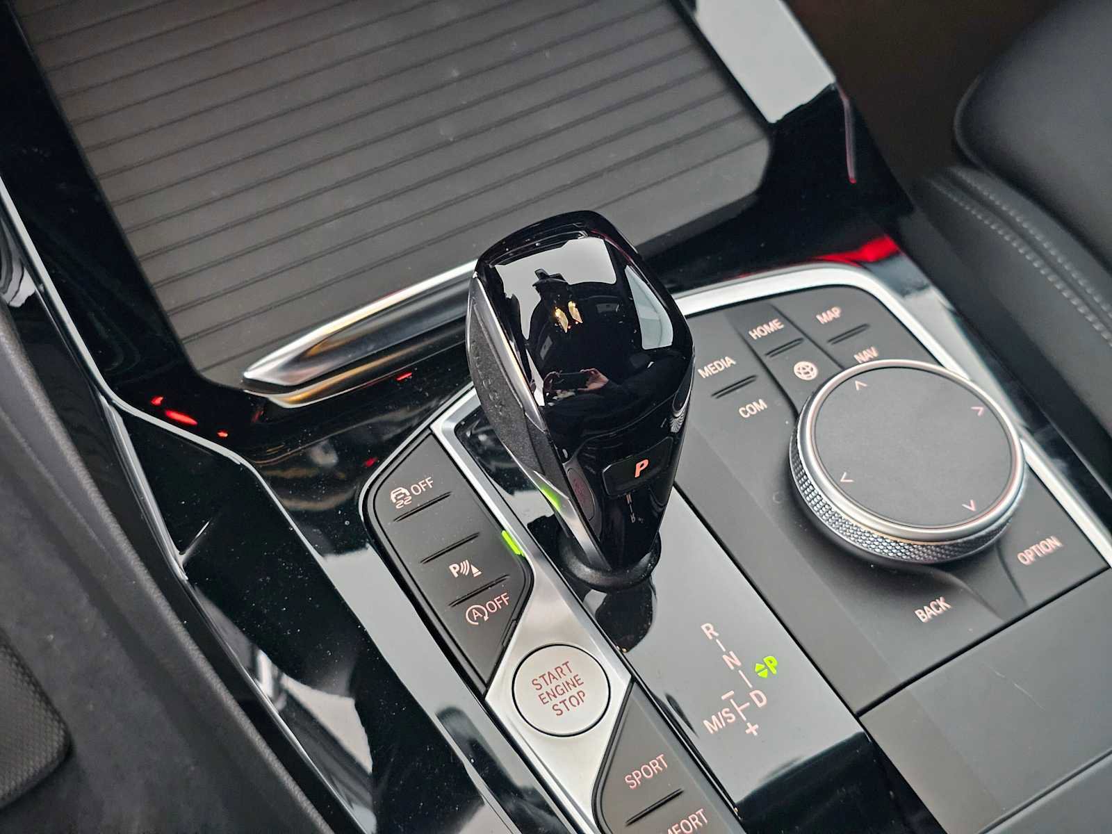 Used 2024 BMW X3 sDrive30i w/ Convenience Package w/ZPA image 30