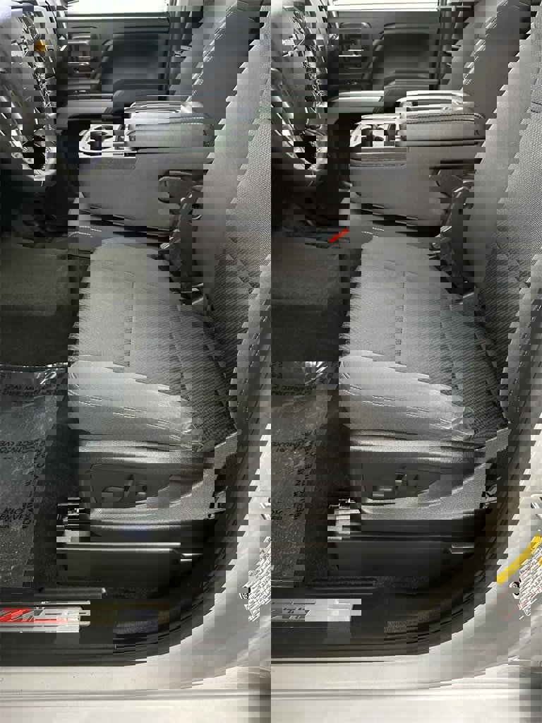 Used 2018 Chevrolet Silverado 1500 LT w/ All Star Edition image 14