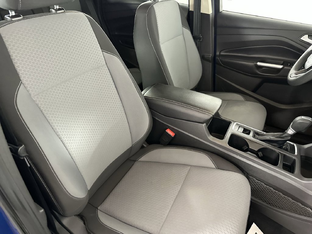 Used 2017 Ford Escape SE w/ SE Cold Weather Package FWD image 26