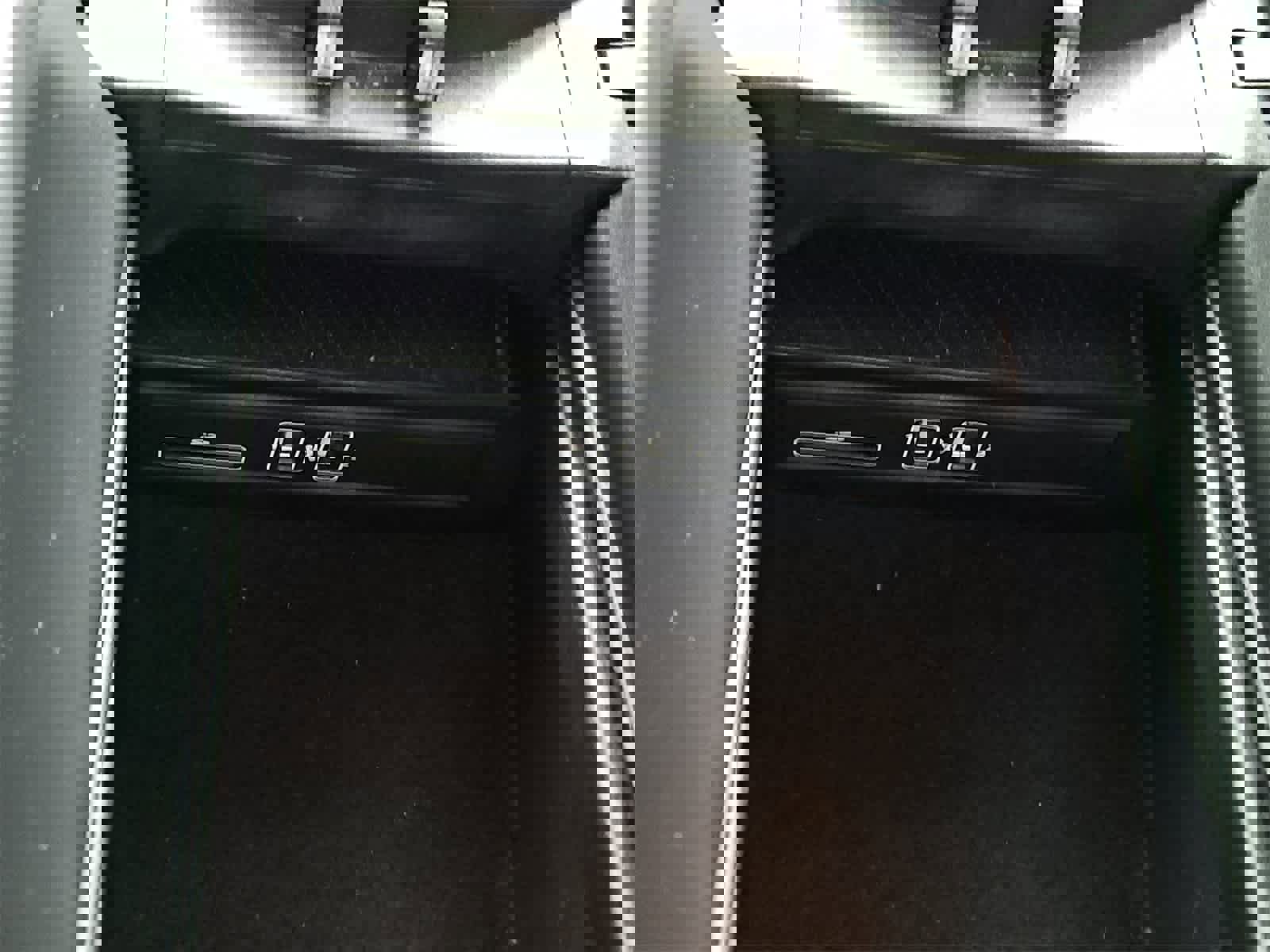 Used 2017 Mercedes-Benz C 300 Sedan image 33