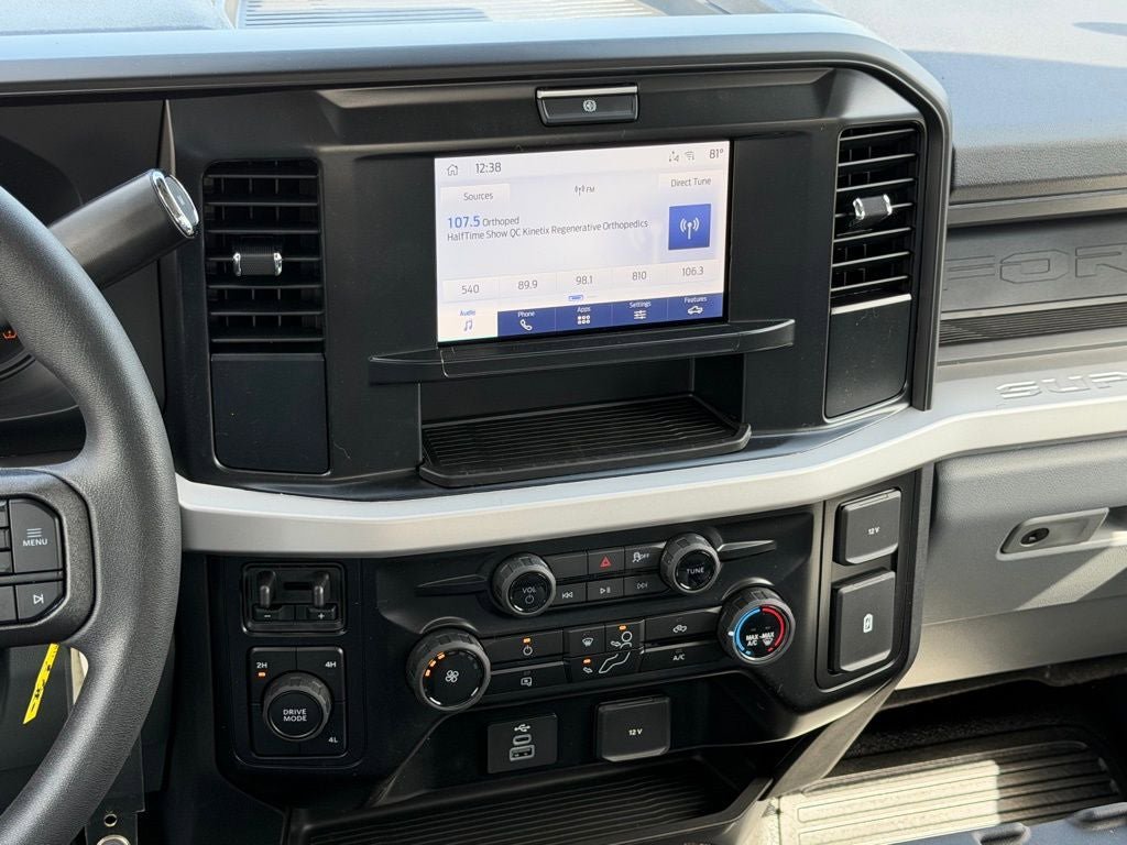 New 2026 Ford F550 4x4 Crew Cab image 24