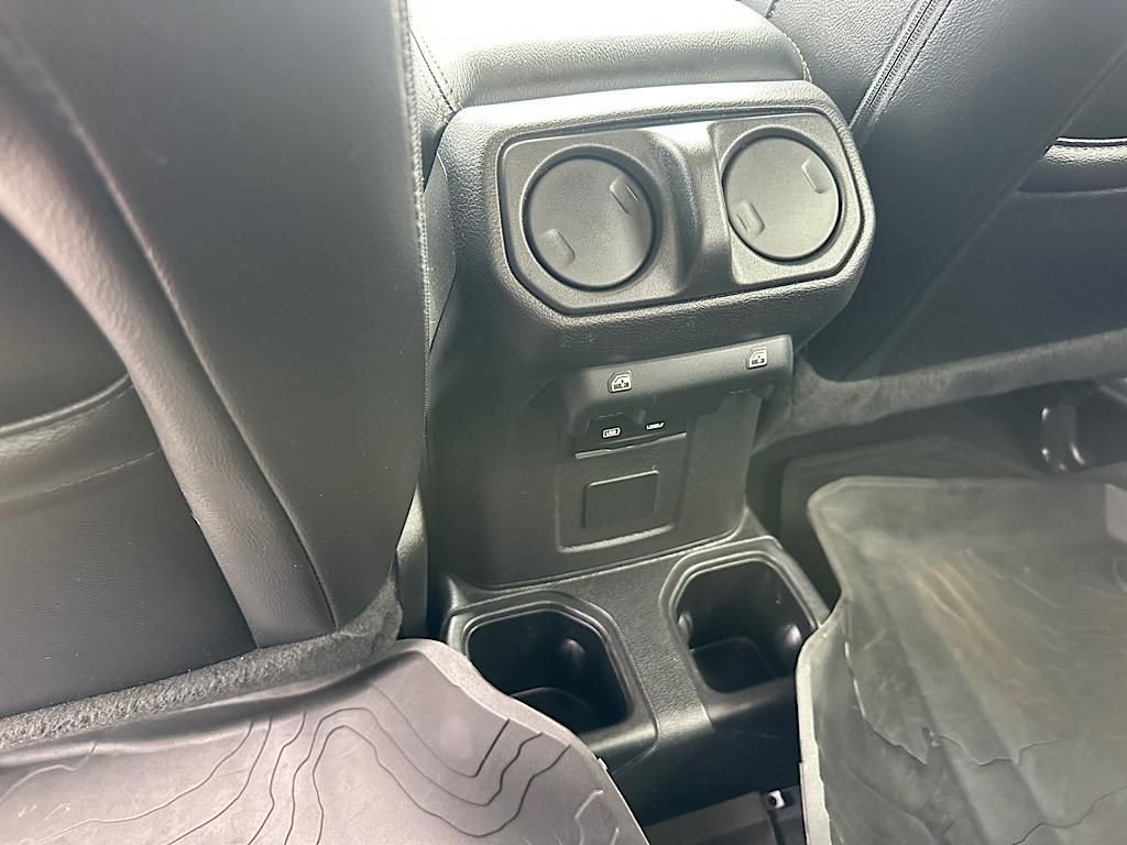 Used 2022 Jeep Gladiator Overland image 24
