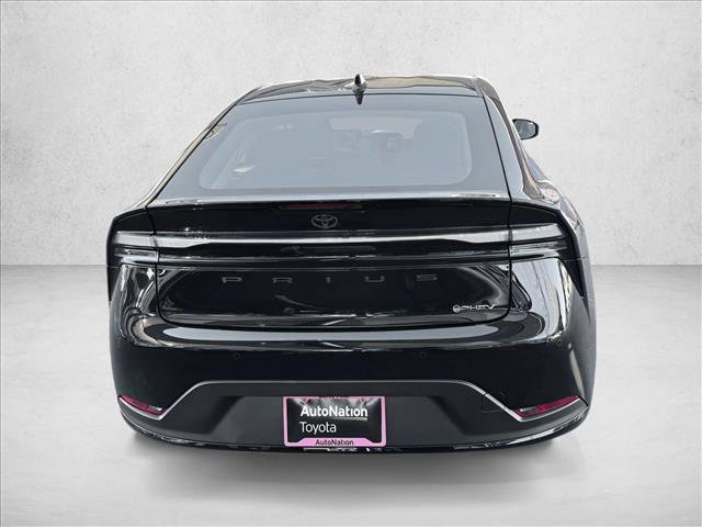 Used 2026 Toyota Prius Plug-In Hybrid image 6