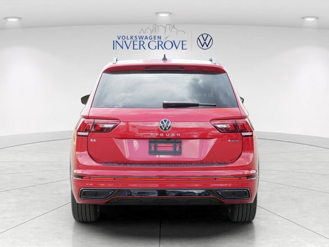 Certified 2024 Volkswagen Tiguan SE R-Line AWD/4WD image 6