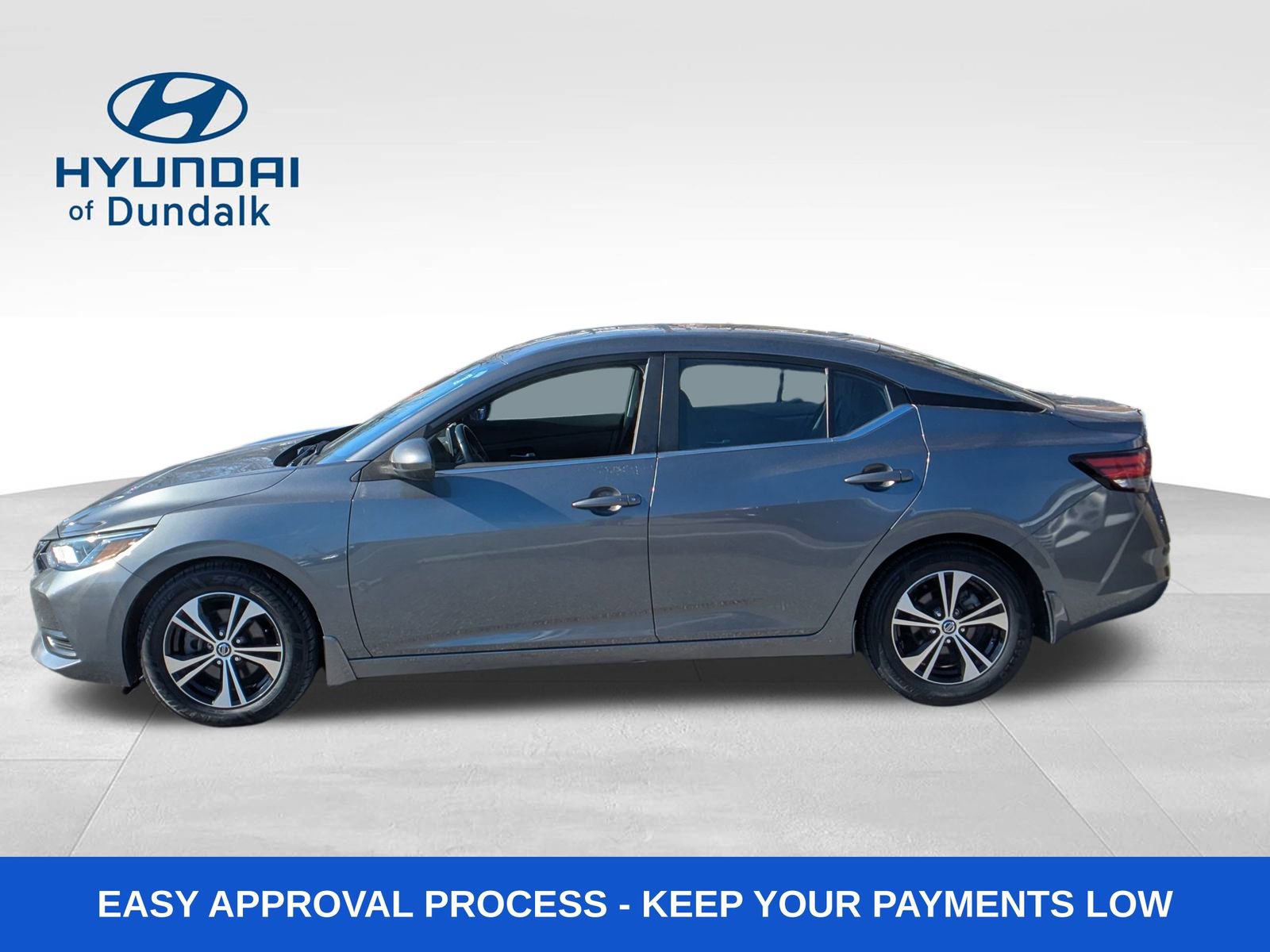 Used 2021 Nissan Sentra SV image 2