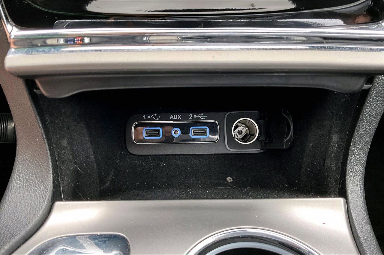 Certified 2022 Jeep Grand Cherokee Laredo X RWD image 18