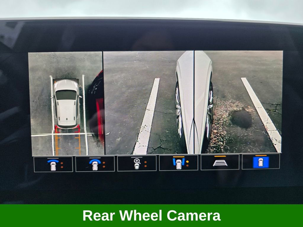 Used 2025 Buick Encore GX Avenir w/ Avenir Technology Package AWD/4WD image 41