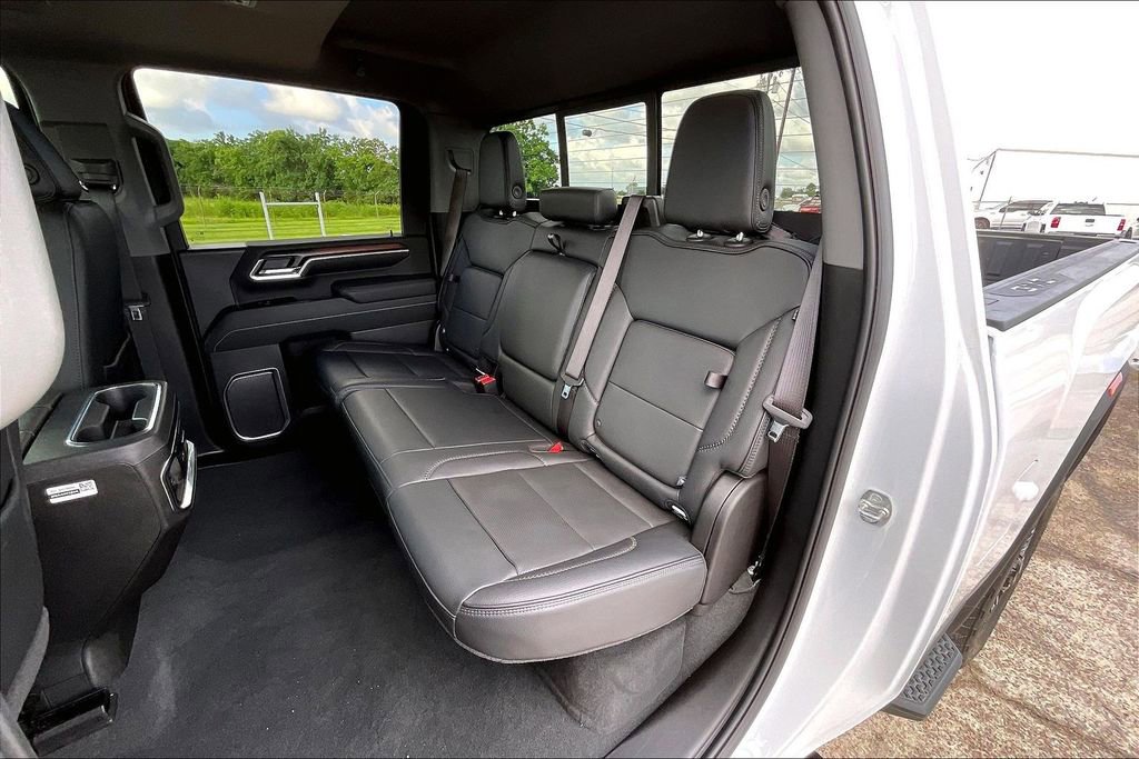 Used 2025 GMC Sierra 2500 Denali w/ Denali Reserve Package AWD/4WD image 19