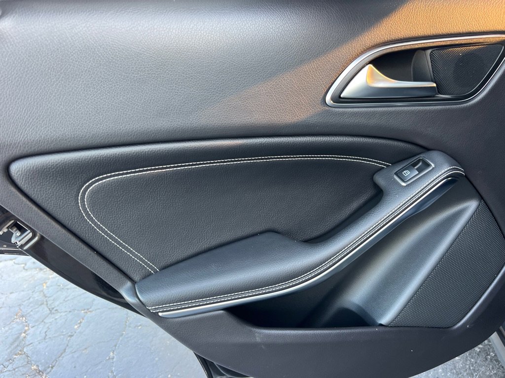 Used 2019 Mercedes-Benz GLA 250 4MATIC image 13