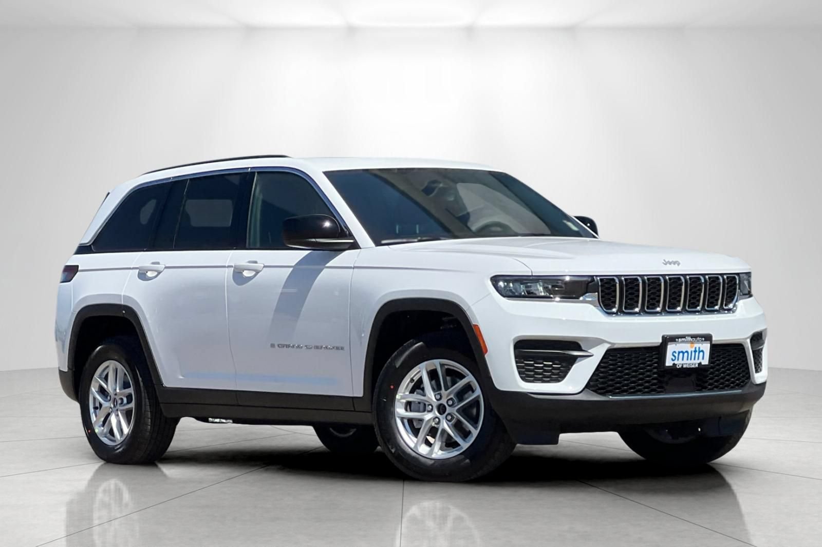 New 2026 Jeep Grand Cherokee Laredo X AWD/4WD video 2