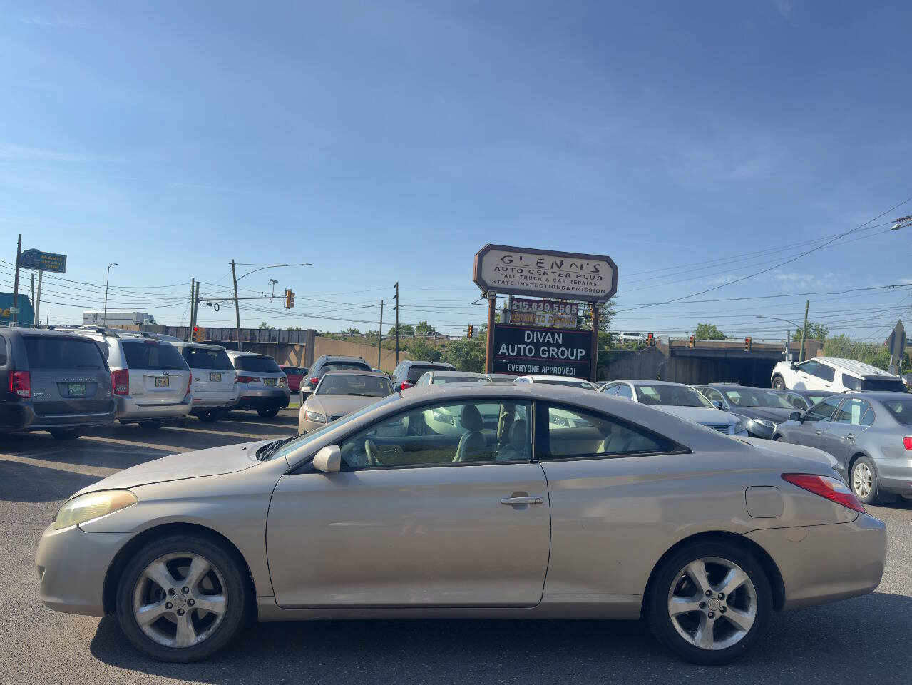 Used 2004 Toyota Solara SE Sport FWD image 2