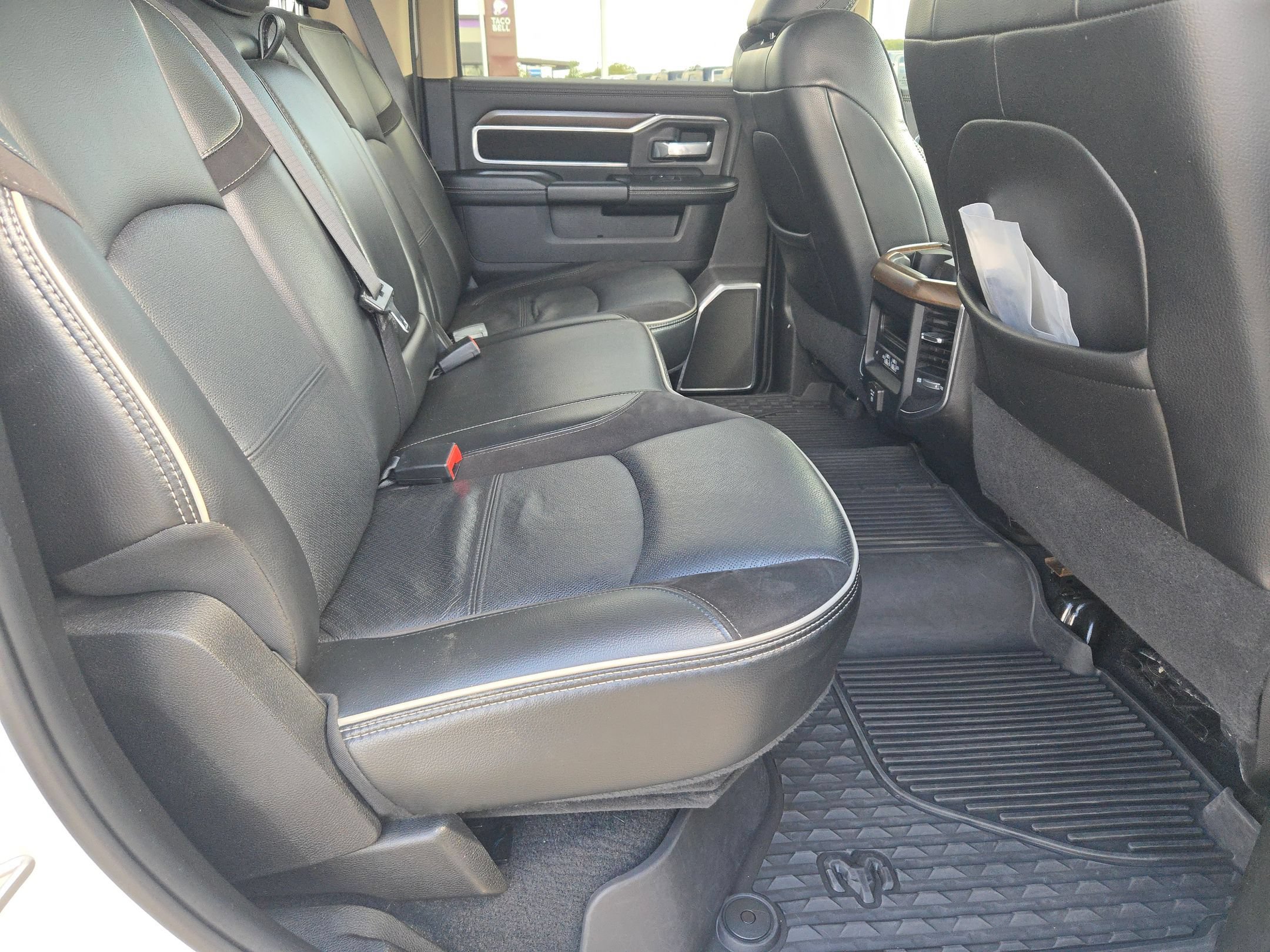 Used 2022 RAM 3500 Laramie AWD/4WD image 26