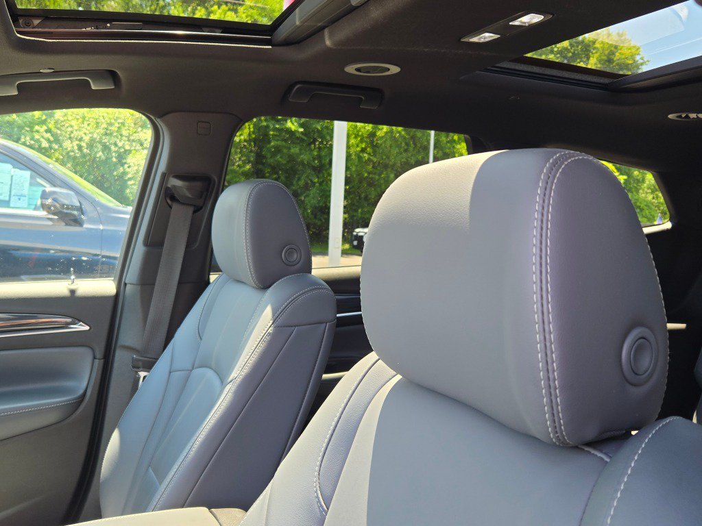 Certified 2023 Buick Enclave Essence w/ Experience Buick Package FWD image 27