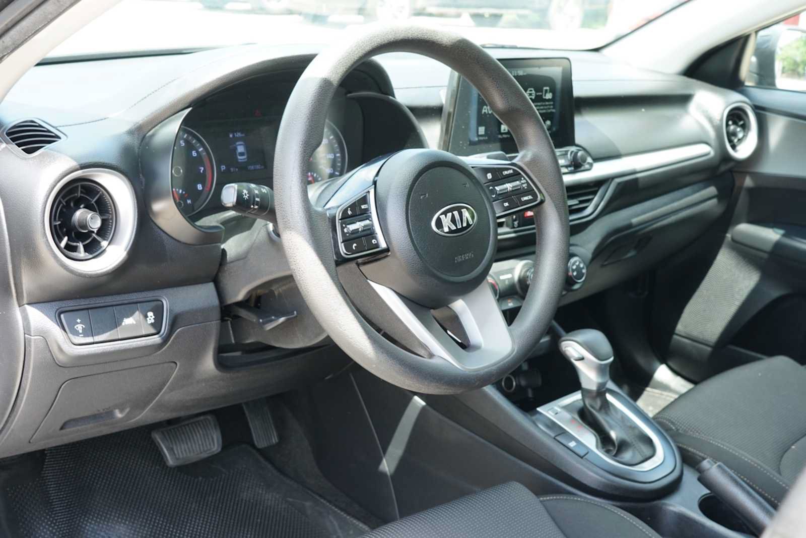 Used 2021 Kia Forte LXS FWD image 7