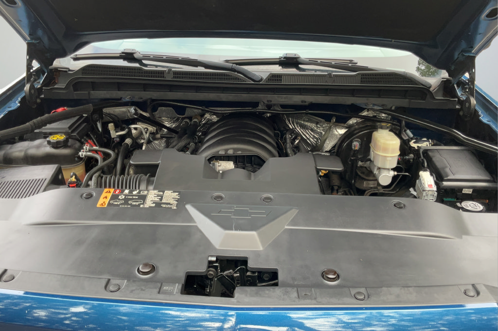 Used 2018 Chevrolet Silverado 1500 LT w/ All Star Edition AWD/4WD image 22