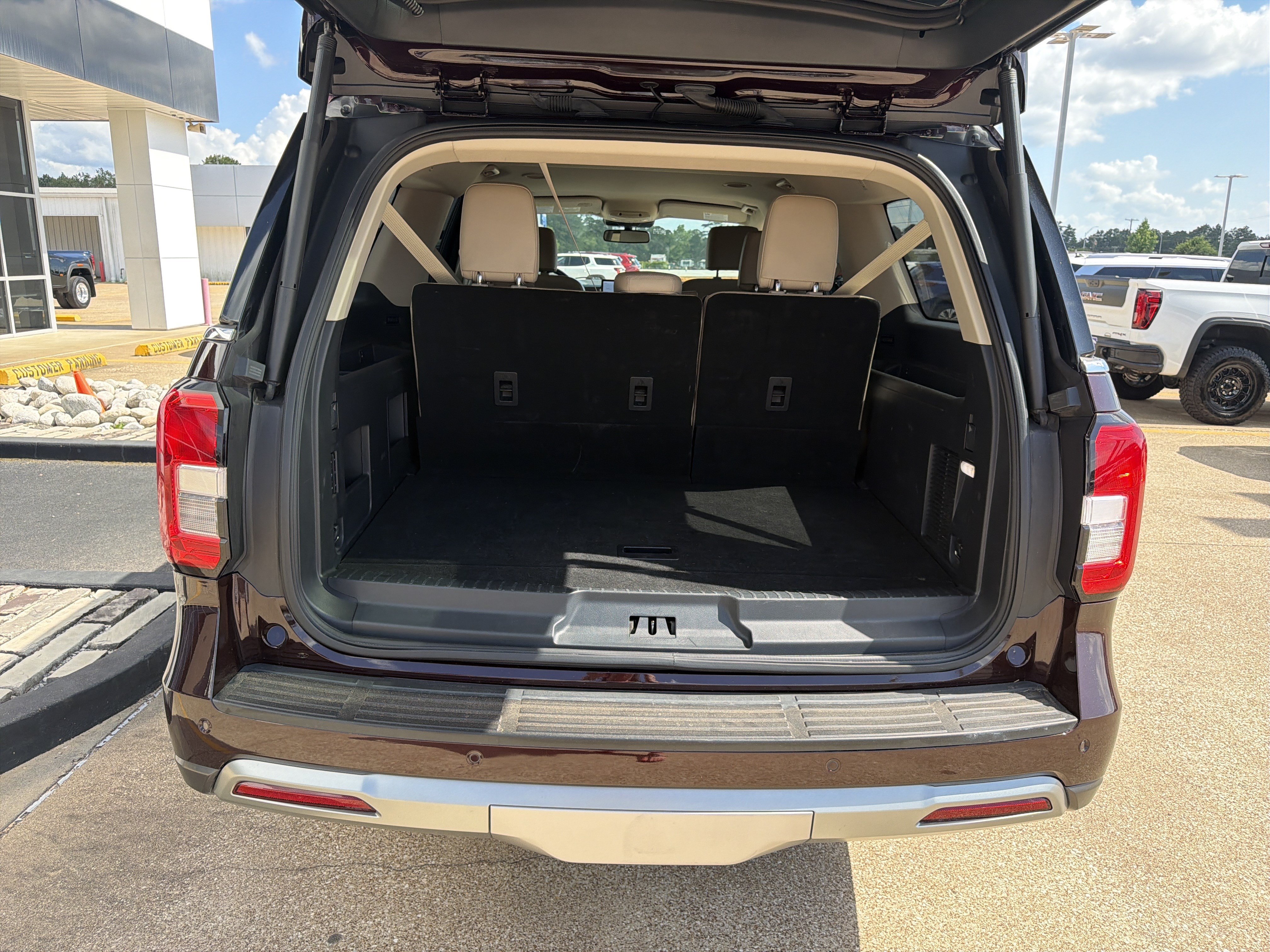 Used 2023 Ford Expedition Max XLT RWD image 21