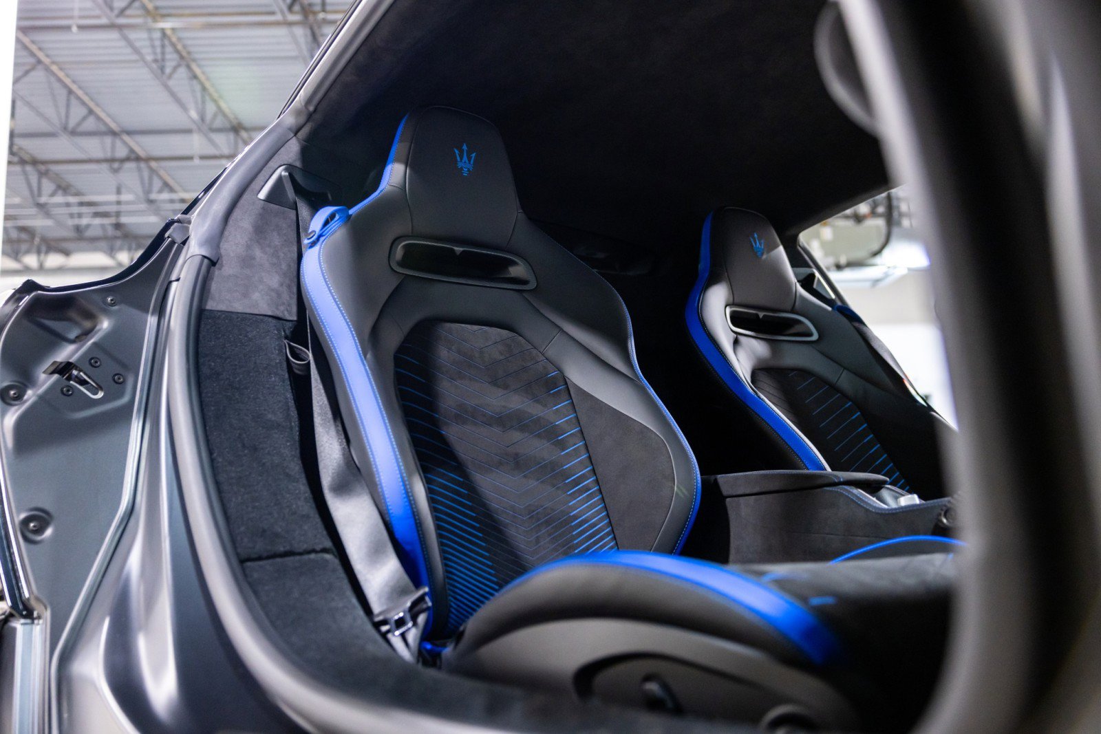 Used 2022 Maserati MC20 Coupe RWD image 33