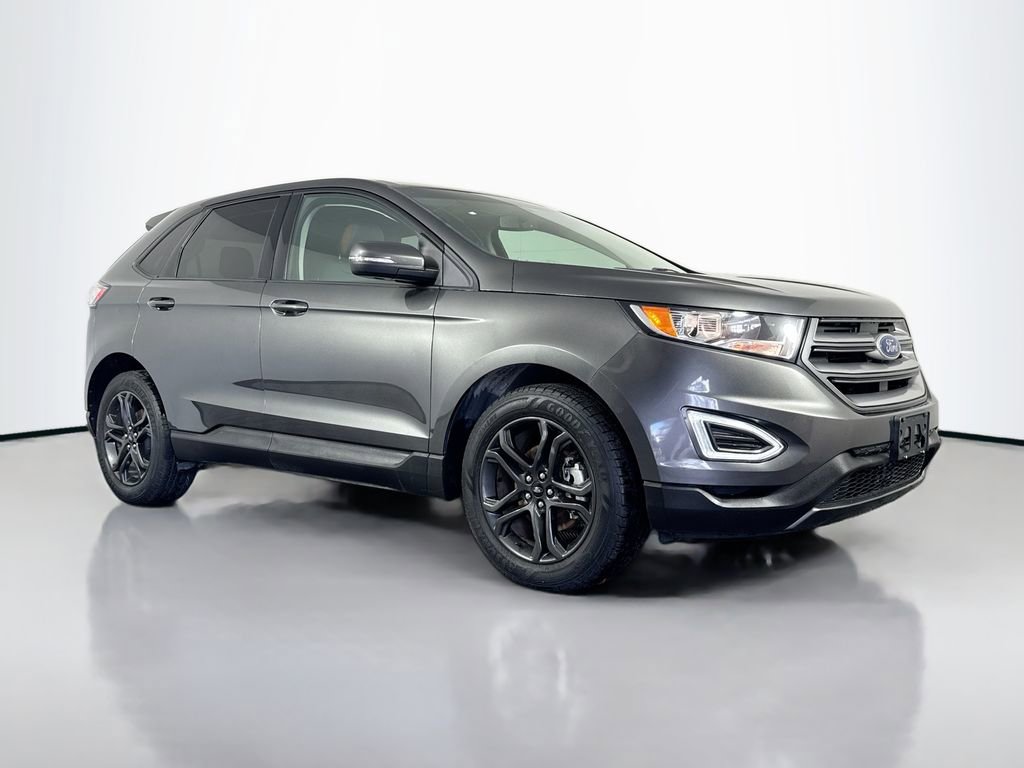 Used 2018 Ford Edge SEL w/ Equipment Group 201A image 3