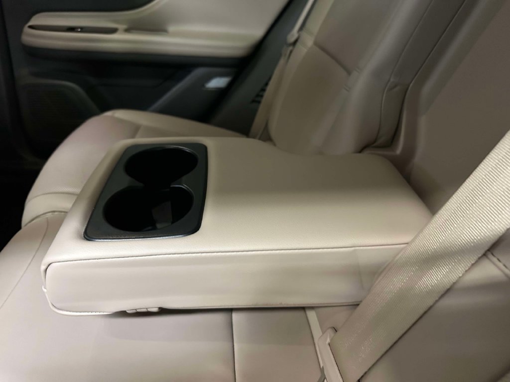 Used 2022 Lincoln Corsair AWD w/ Premium Package image 20